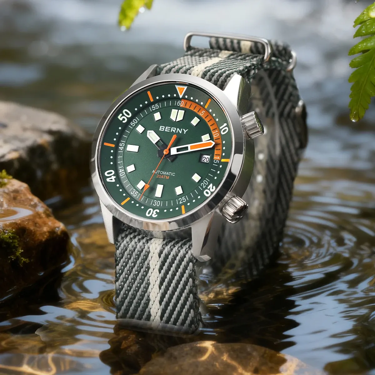 BERNY 42-mm Automatik-Taucheruhr mit Saphirglas und 200 m Wasserdichtheit