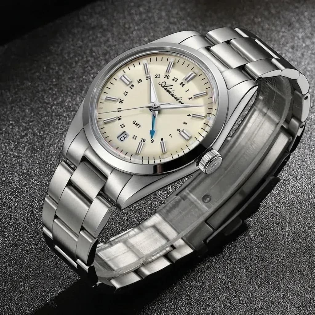 Edelstahl GMT-Herrenuhr mit cremefarbenem Zifferblatt