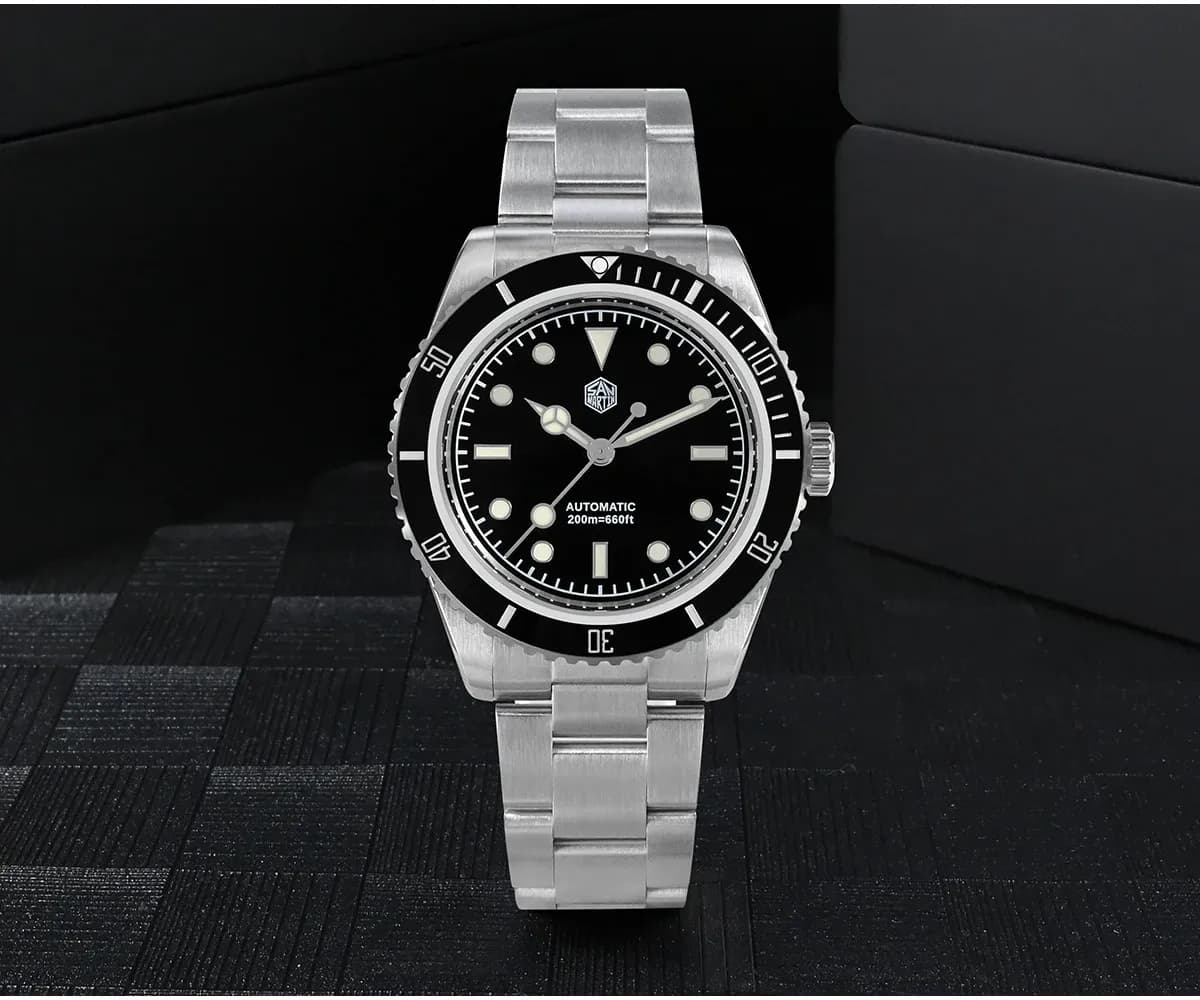 San Martin 38-mm Automatik-Taucheruhr mit Saphirglas und 200 m Wasserschutz