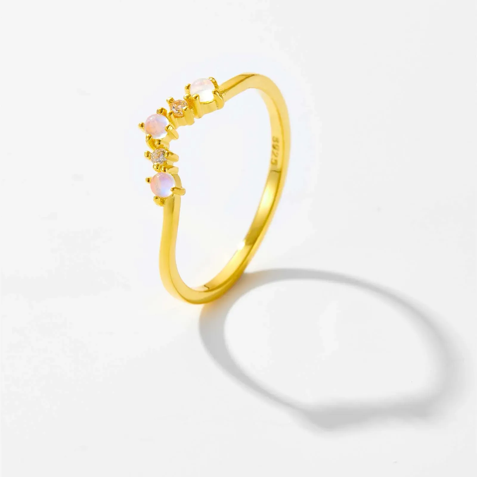 925er Silberring mit farbigen Zirkonia und Mondsteinoptik