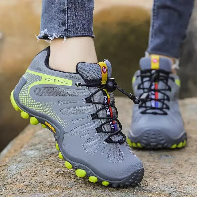 Wasserdichte Wanderstiefel mit Knöchelschutz und breiter Passform